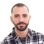 Mi objetivo es dar clases a niños y adolescentes, con experiencia como Auxiliar Pedagógico y Educador Infantil en Reino Unido.